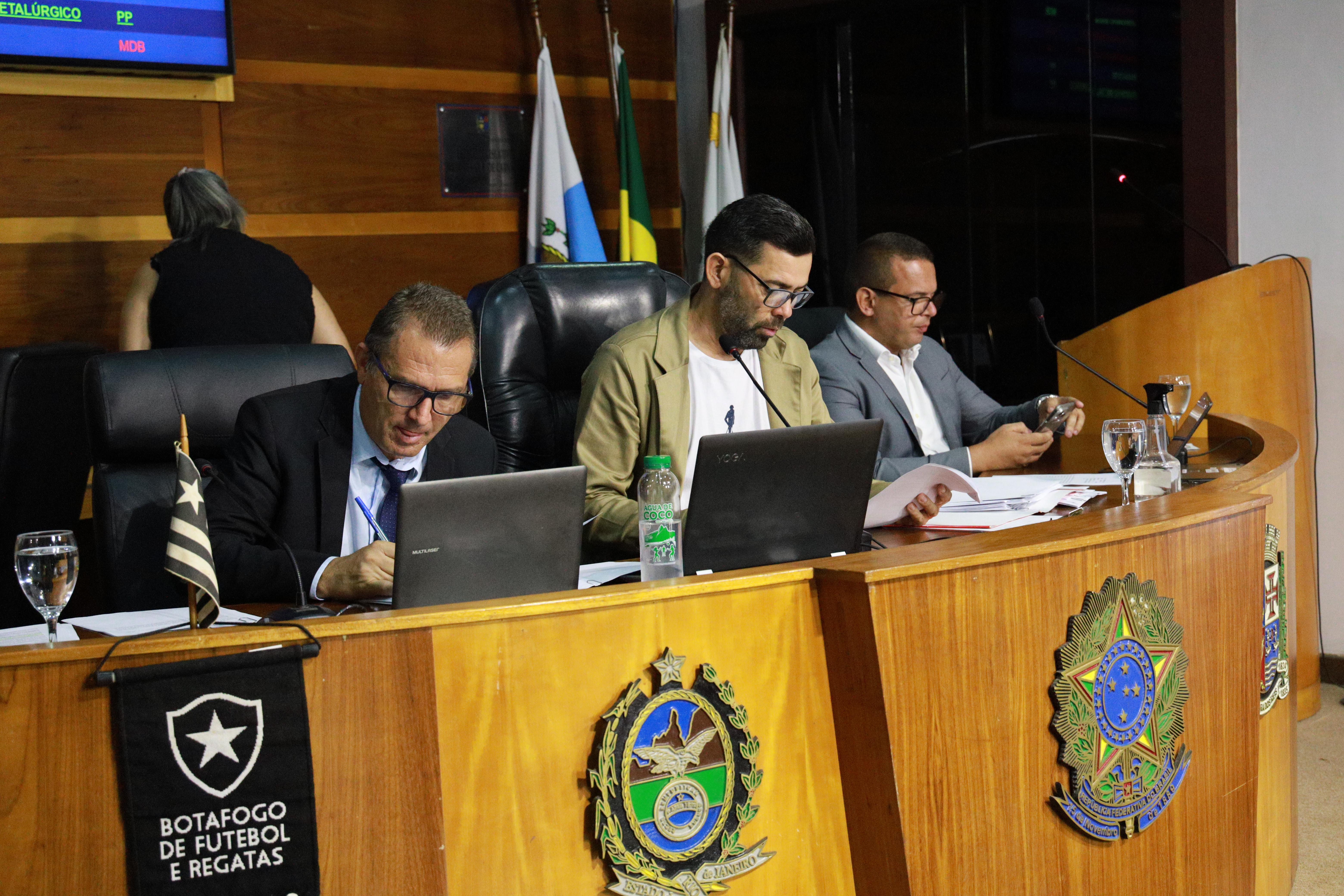 Vereadores debatem projeto contra violência sexual 